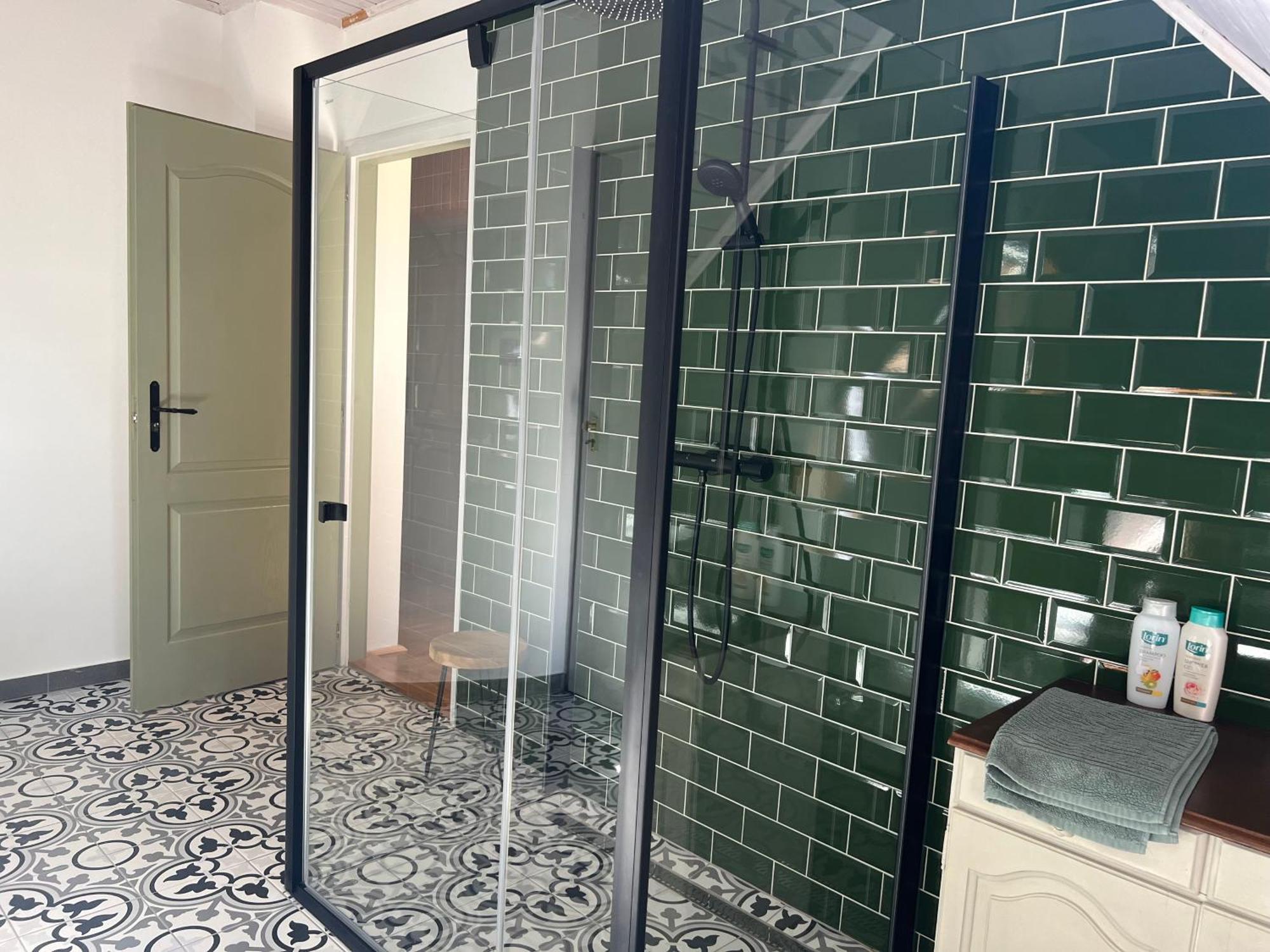 Bor Es Kenyer Hotel Hegymagas Bagian luar foto