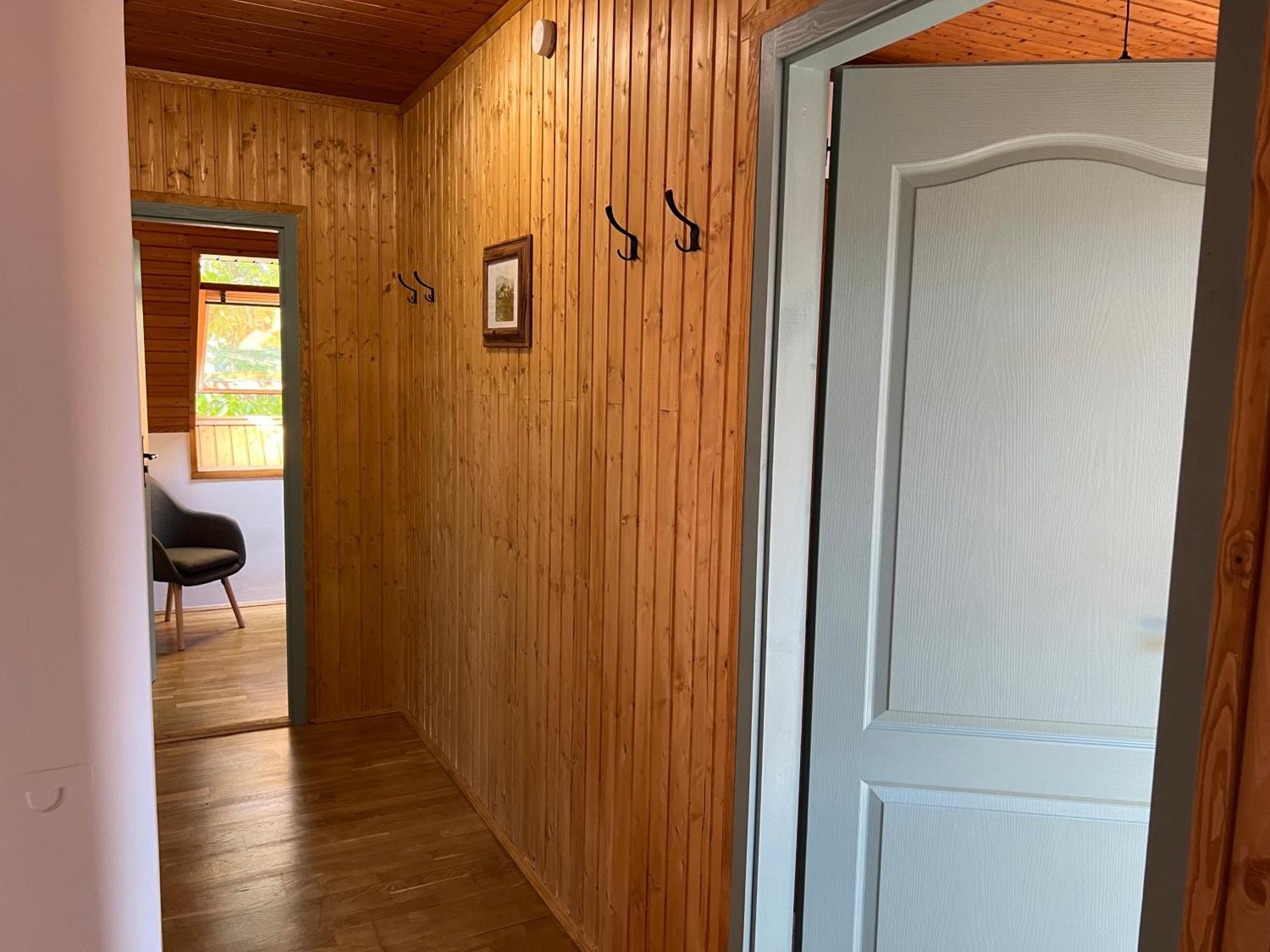 Bor Es Kenyer Hotel Hegymagas Bagian luar foto